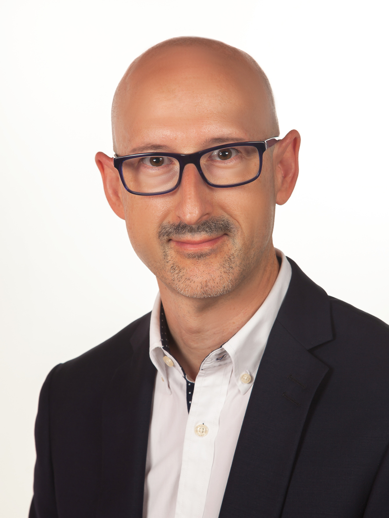 Portrait of Dr. Raúl Arrabales Moreno